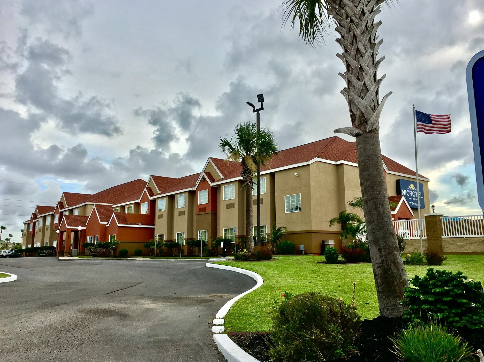 Microtel Inn & Suites By Wyndham Corpus Christi/Aransas Pass Zewnętrze zdjęcie